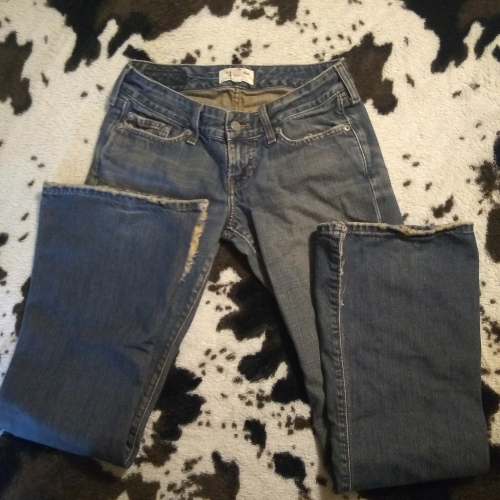 Vintage Abercrombie and Fitch women's distressed blue jeans size 0 regular